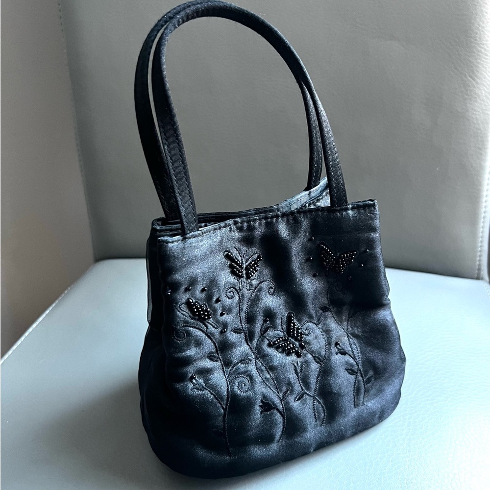 Elegant Black Embroidered Women's Bag